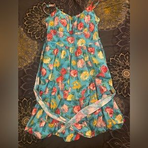 Size 4 dress. Like new